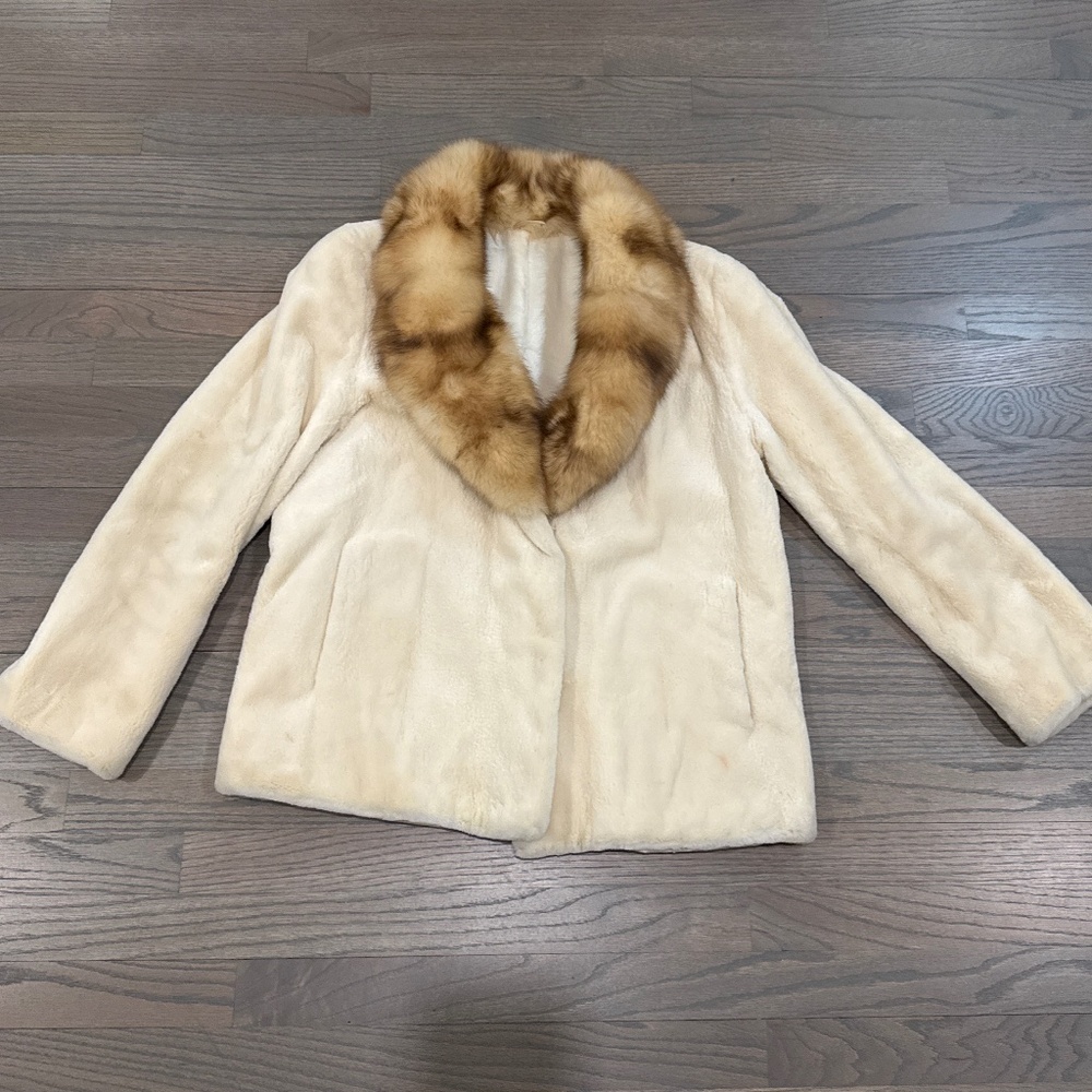Beautiful Vintage Mink/Sheered Lamb Fur Jacket size M